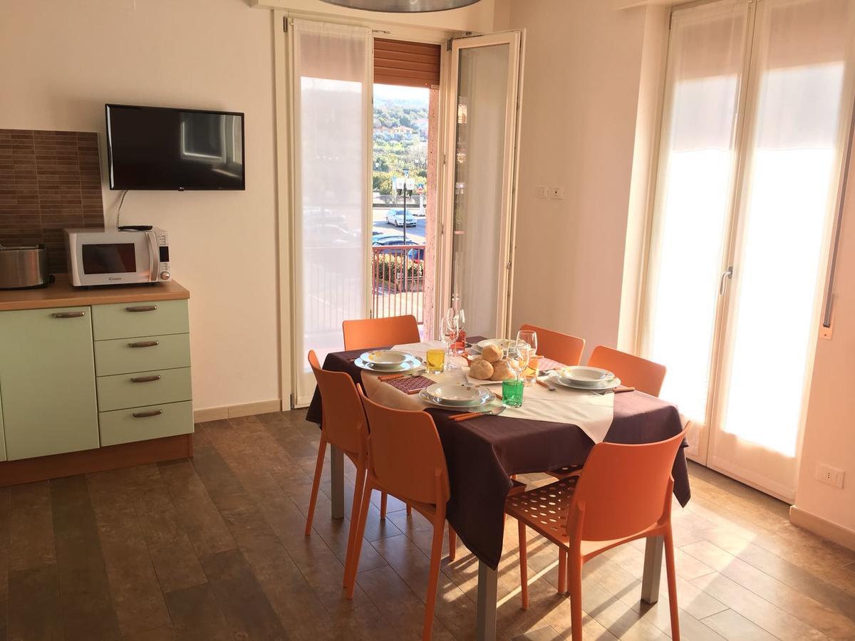 Caba Holiday Bardolino D'Annunzio Екстериор снимка
